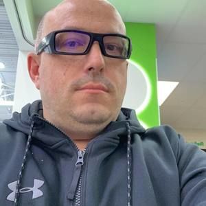 Meet your Posher, Bill